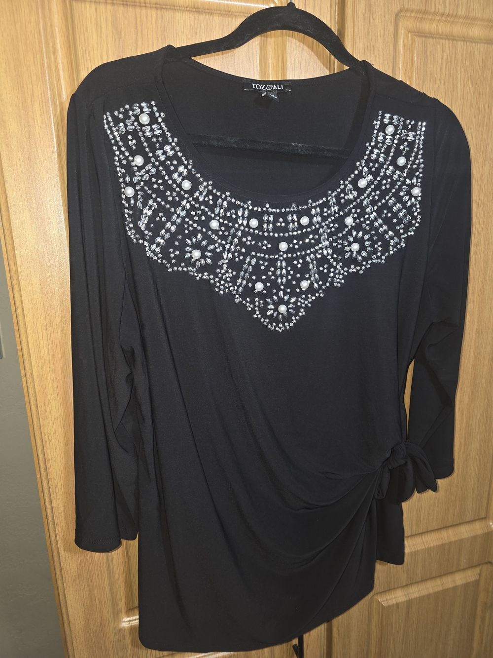 Roz & Ali Black Embellished Scoop-Neck Long Sleeve Top with Side Knot